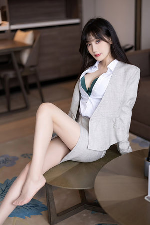 午夜抽插小穴